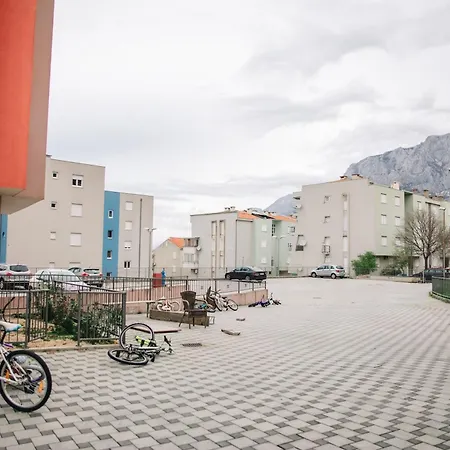Amarilis Apartment Makarska